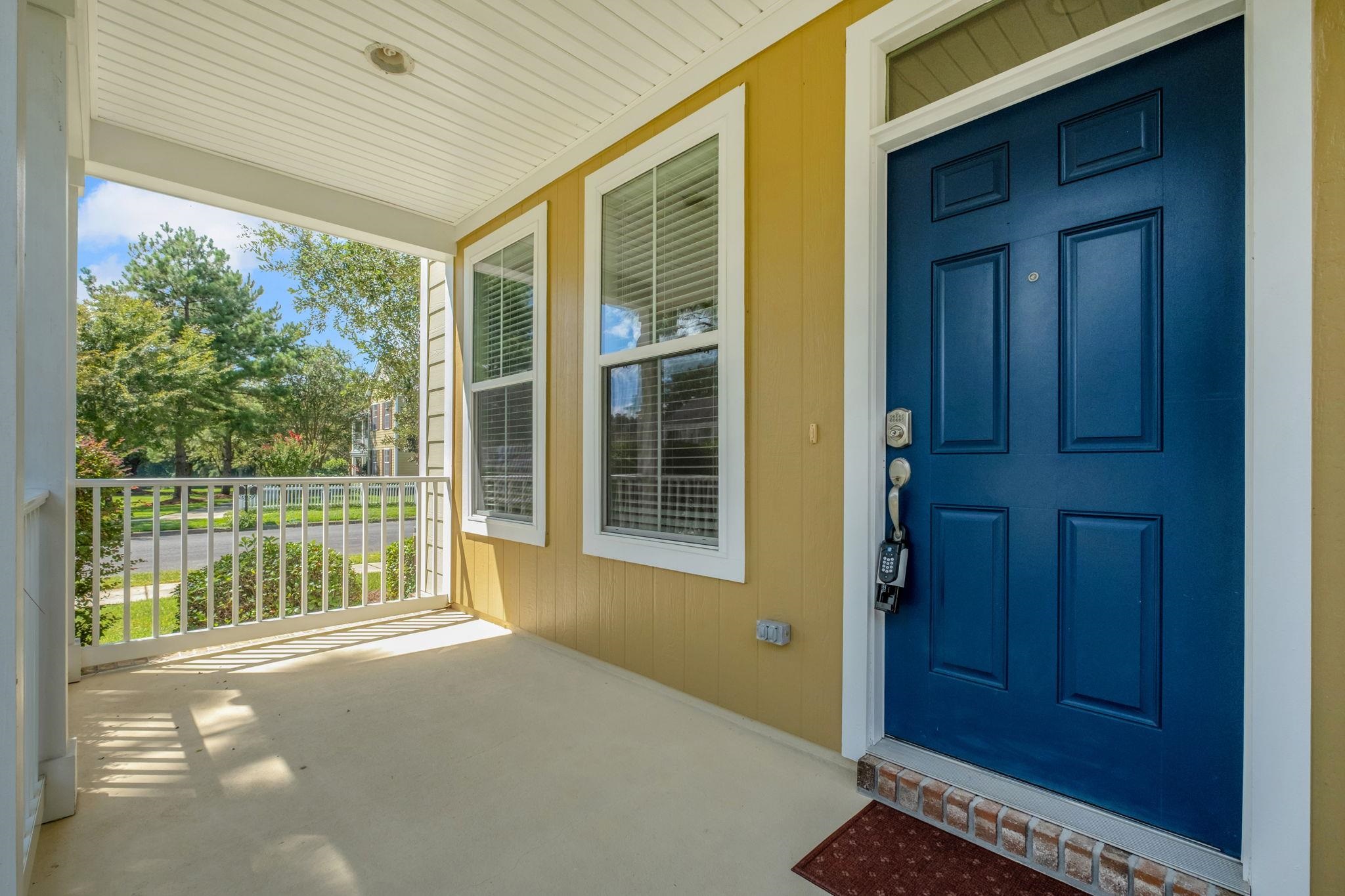 3716 Riverton Trail