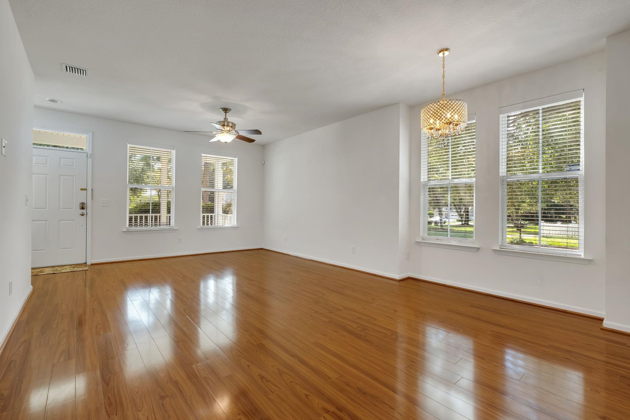 3716 Riverton Trail