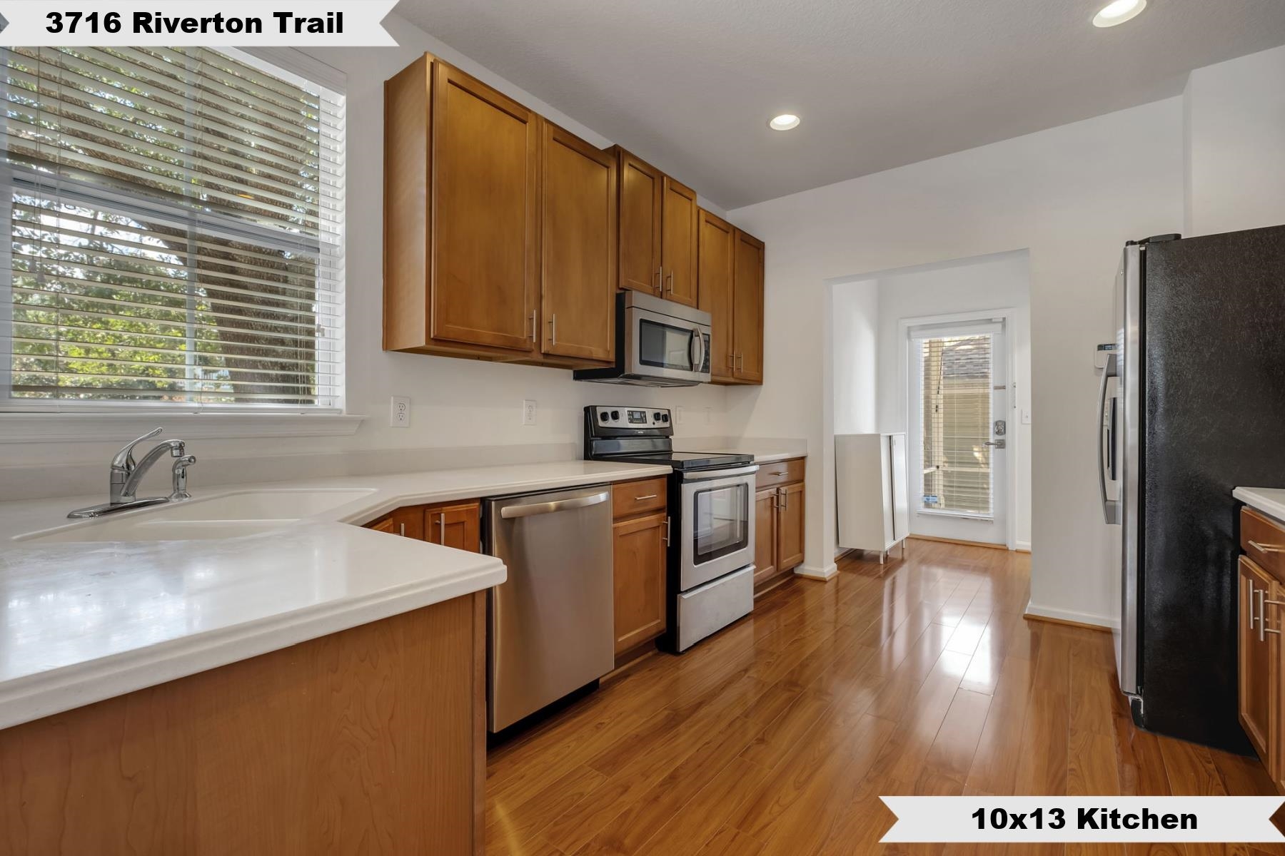 3716 Riverton Trail