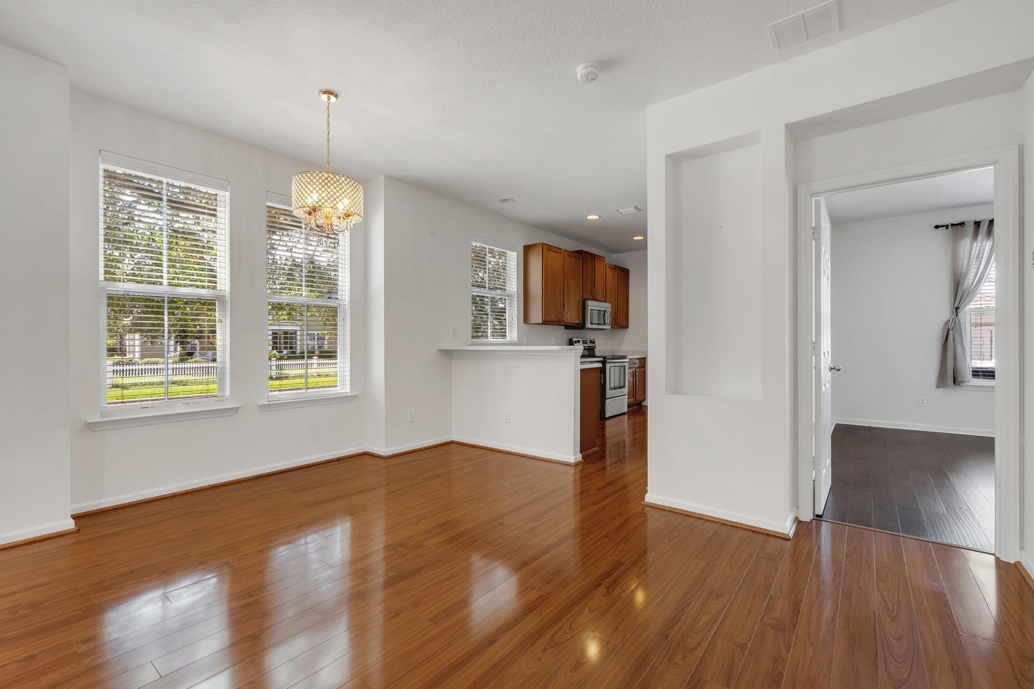 3716 Riverton Trail