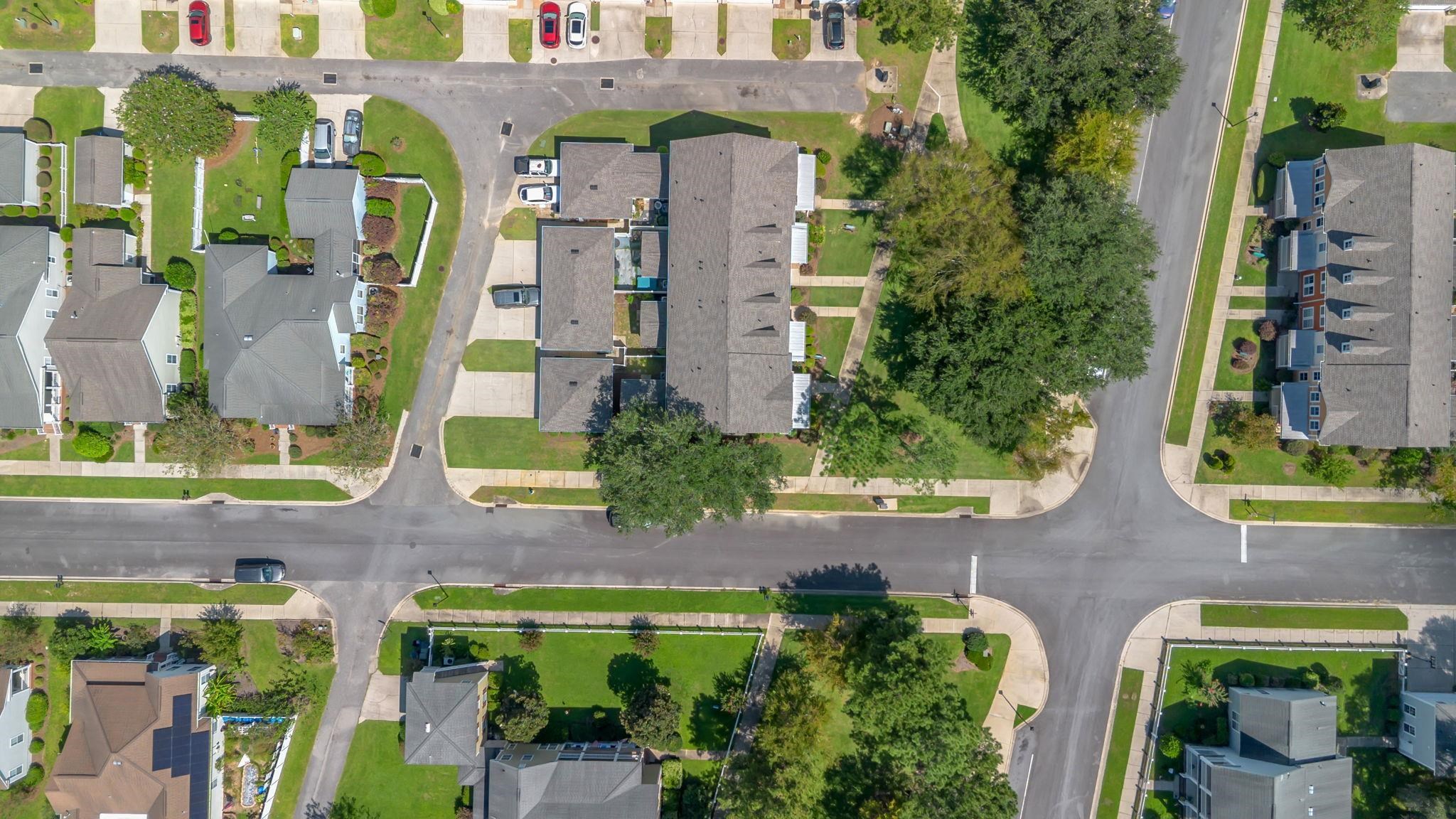 3716 Riverton Trail
