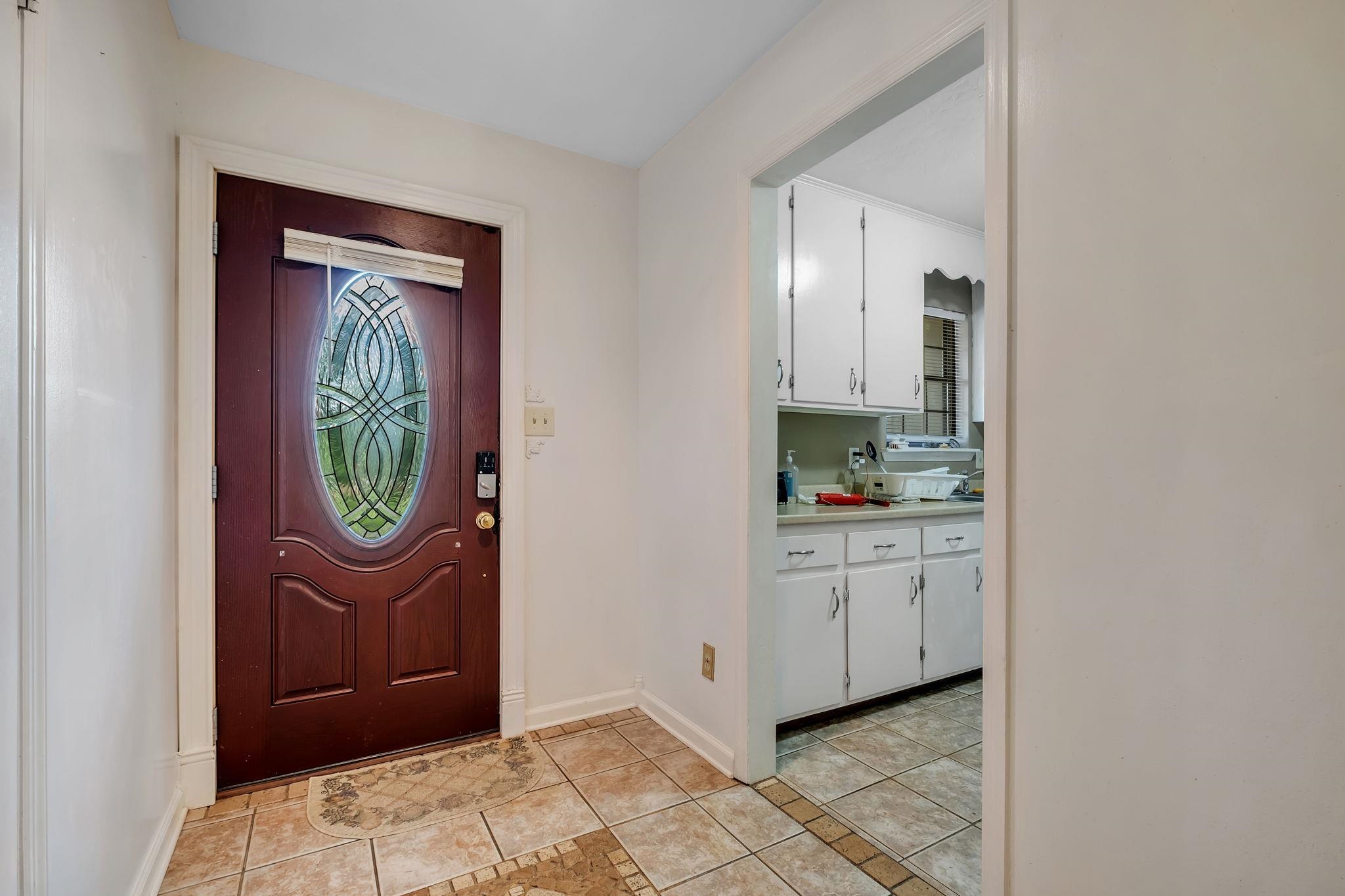 1103 Woodbern Lane
