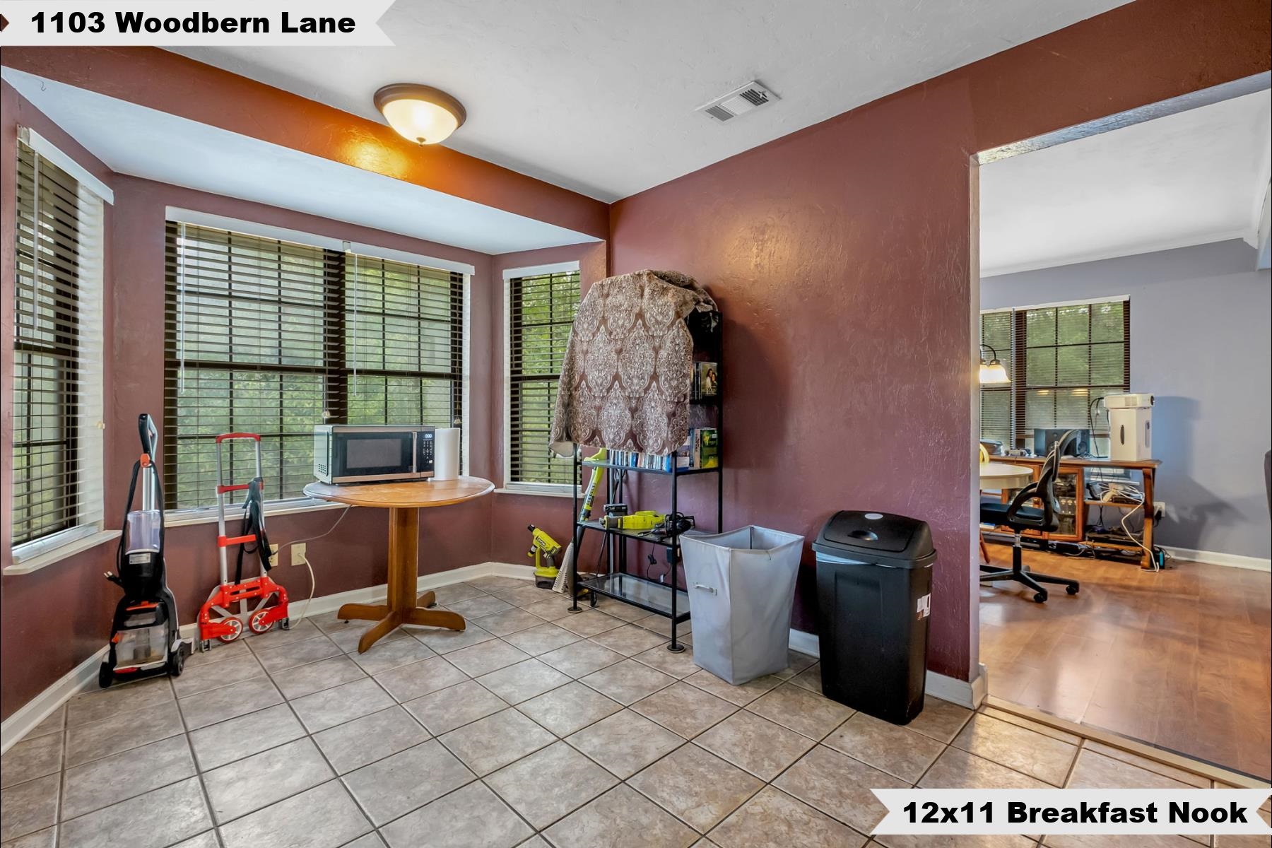1103 Woodbern Lane
