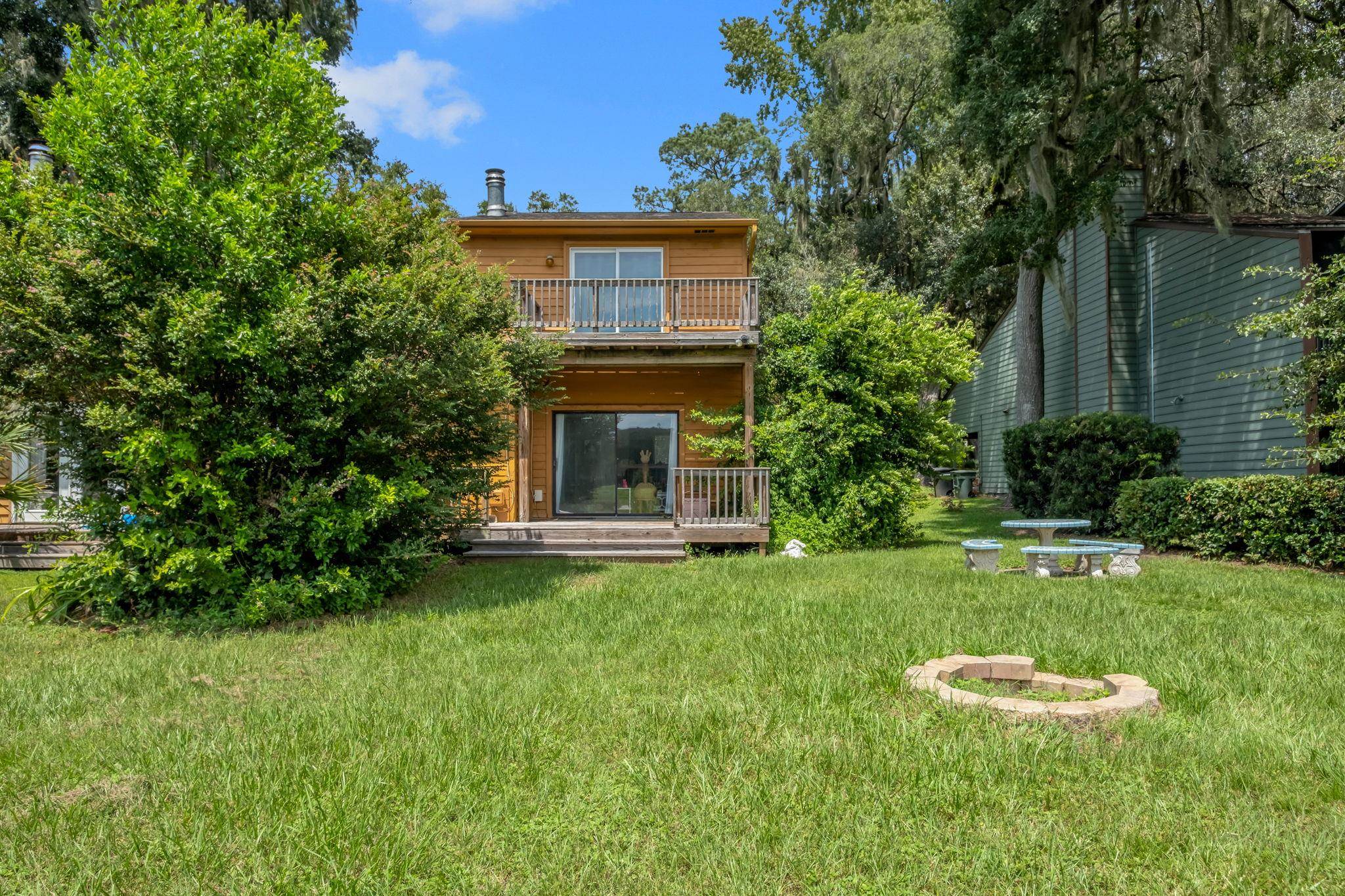 2429 Merrigan Place
