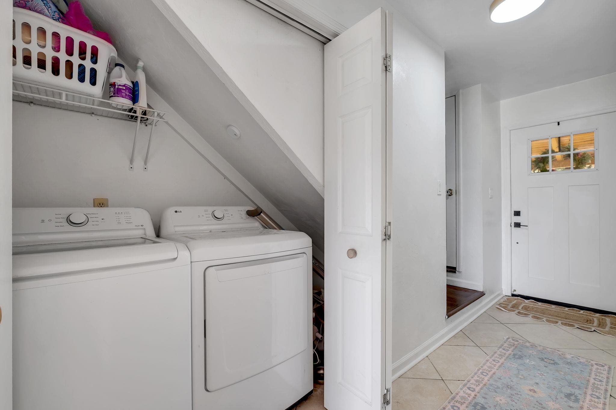 2429 Merrigan Place
