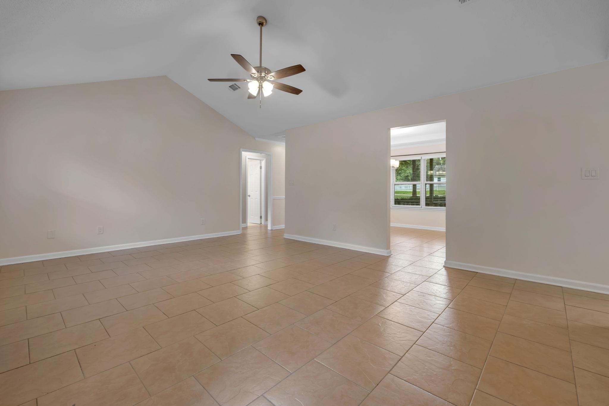 6503 Man O War Trail