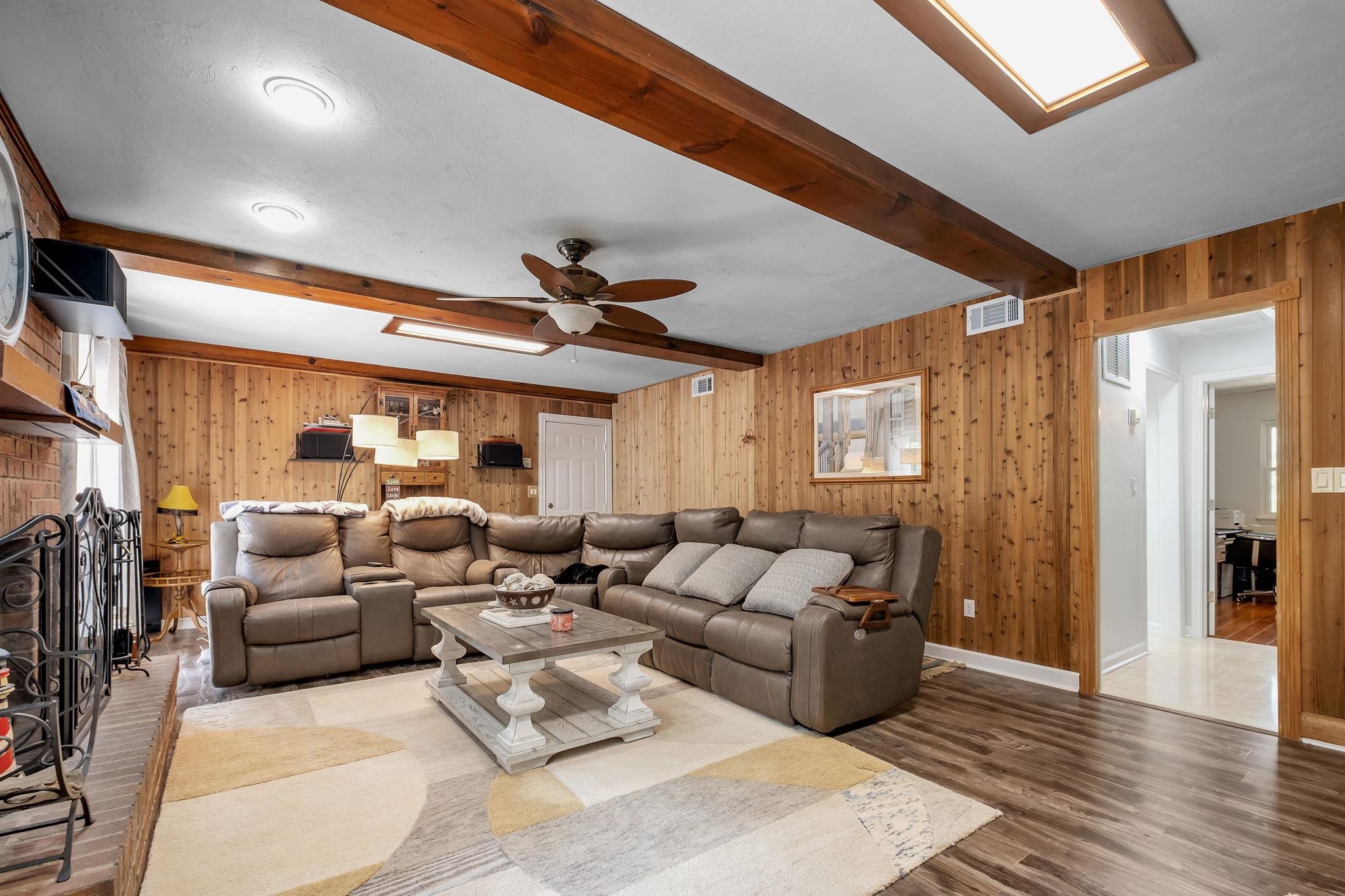 2070 Edenfield Road