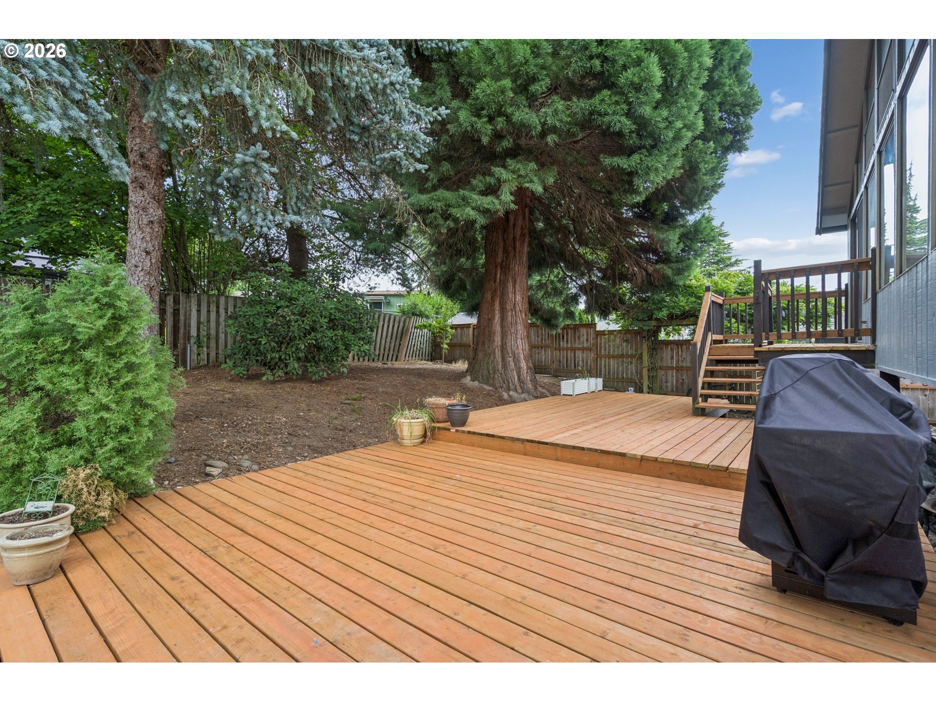 2445 DEBOK RD