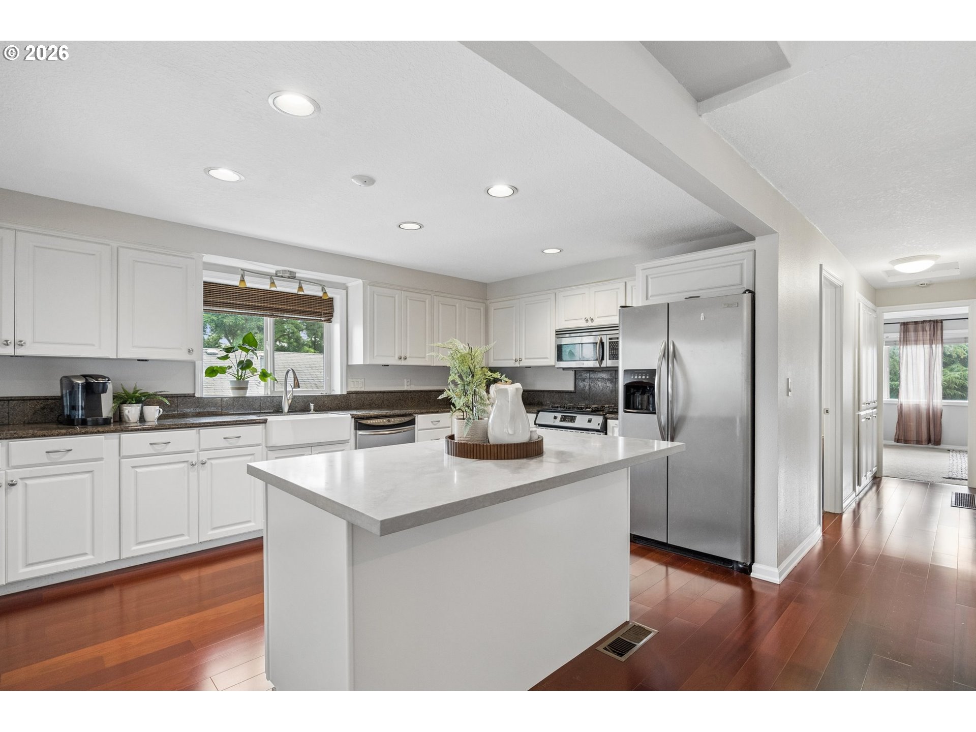 2445 DEBOK RD