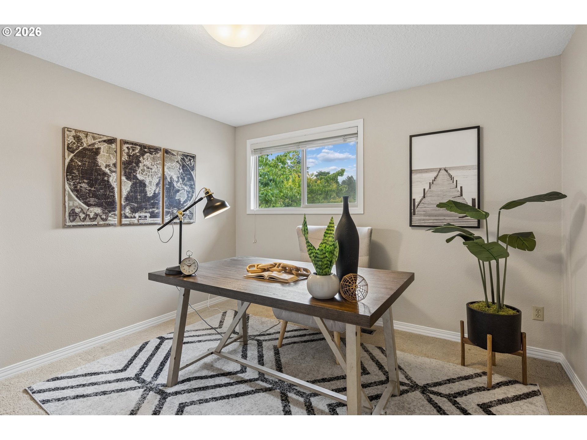 2445 DEBOK RD