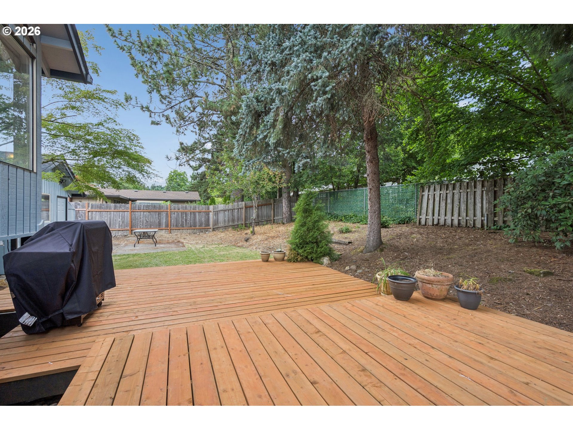 2445 DEBOK RD
