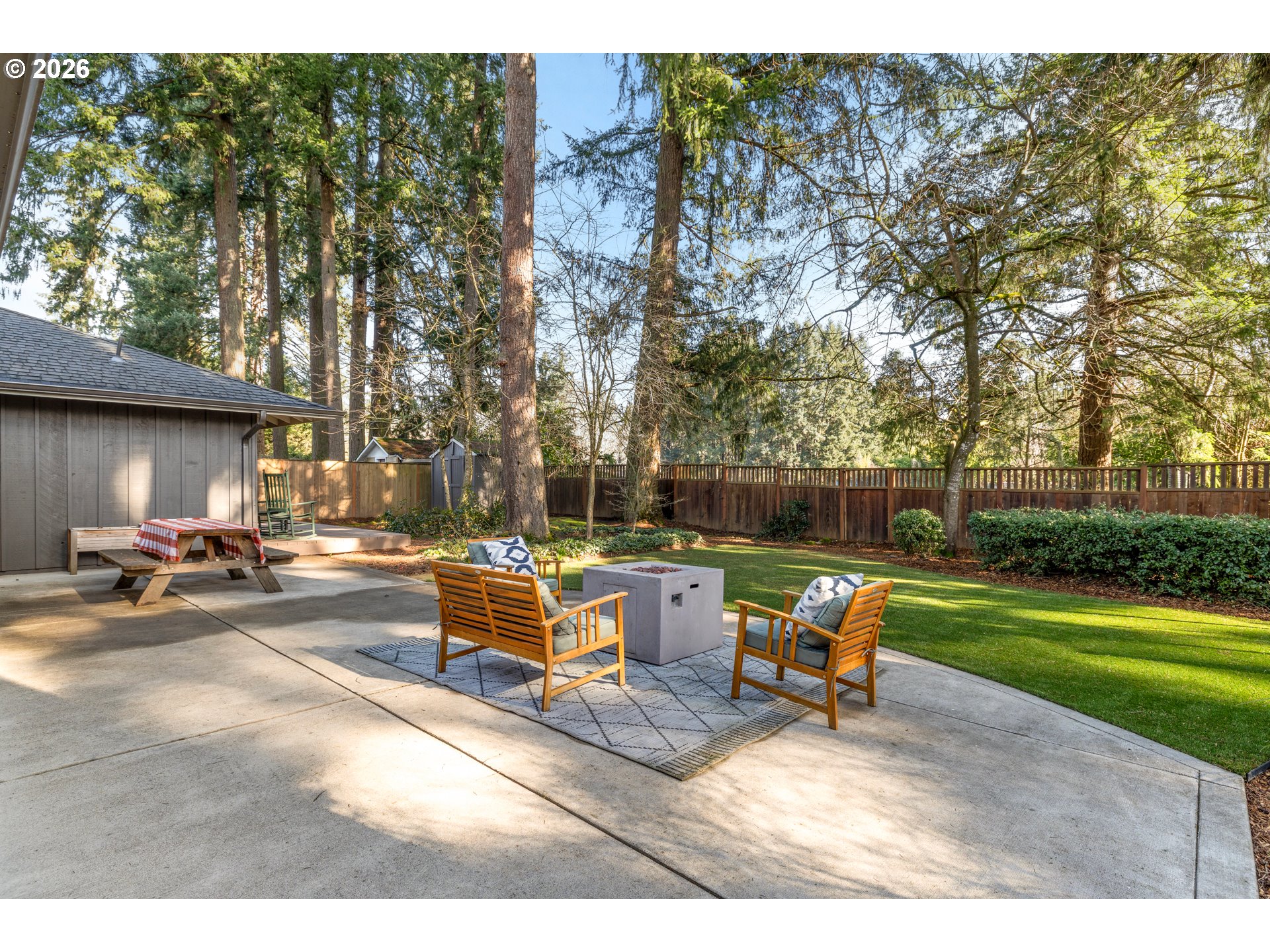 19176 BENFIELD AVE