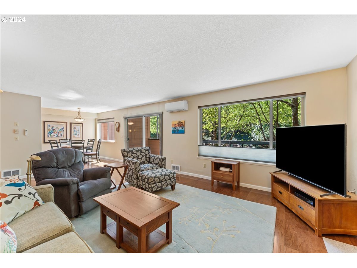 174 Oswego Summit