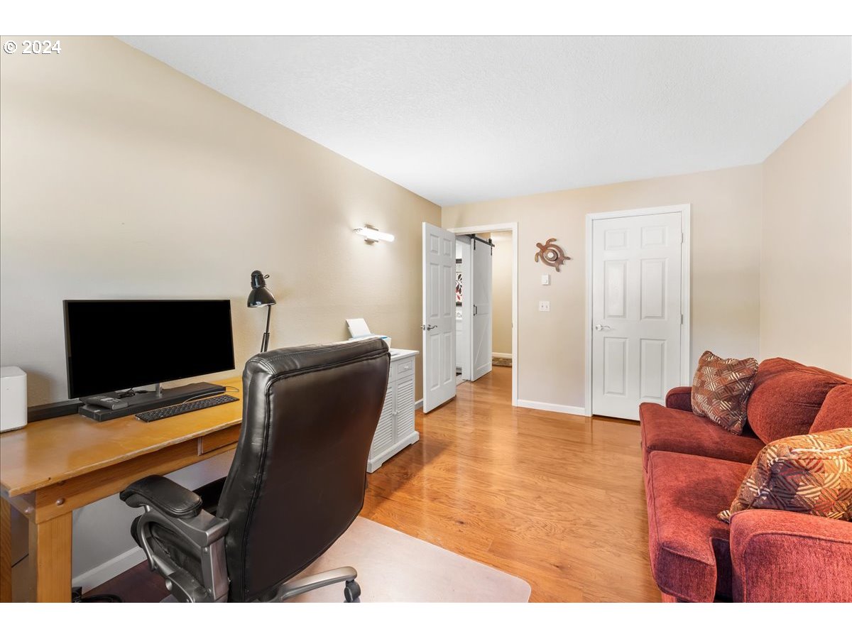 174 Oswego Summit