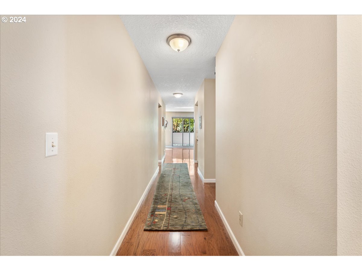 174 Oswego Summit