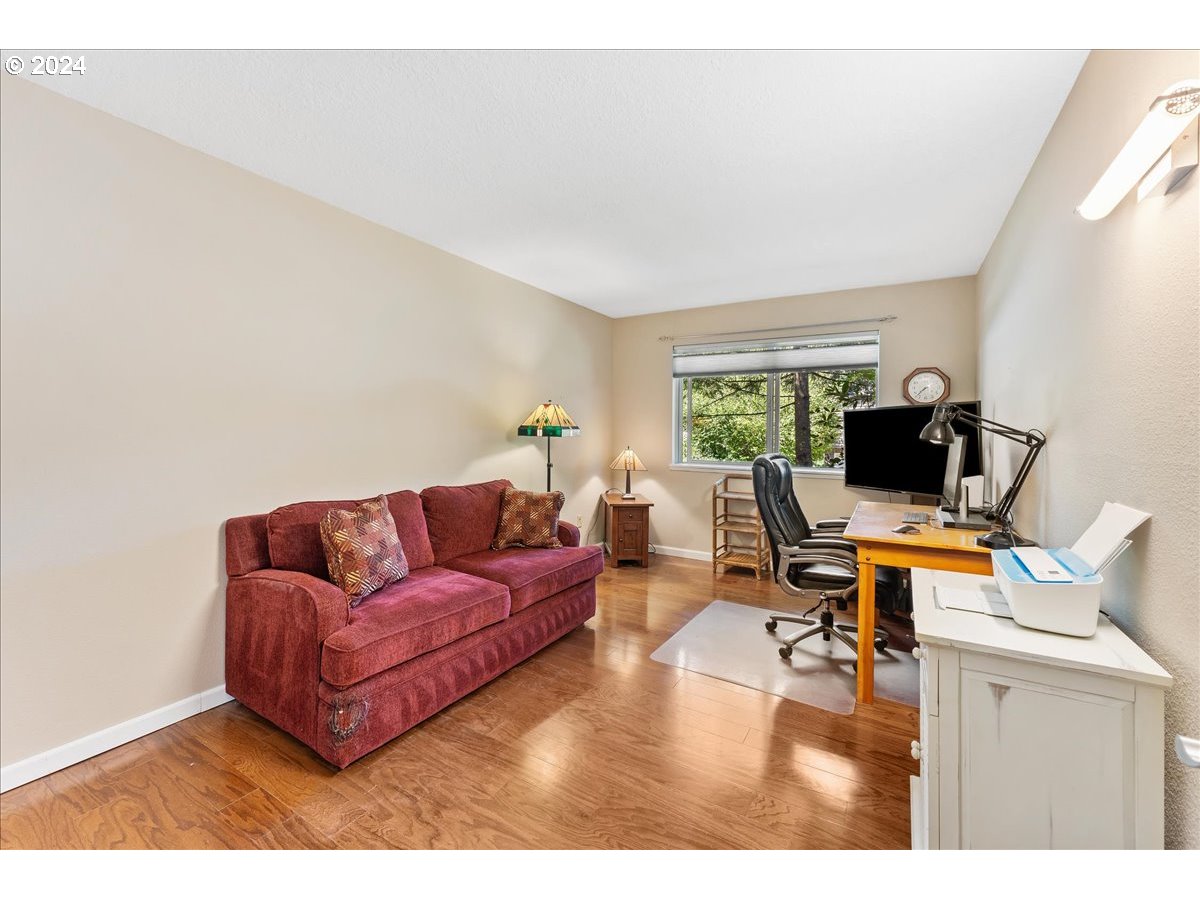 174 Oswego Summit