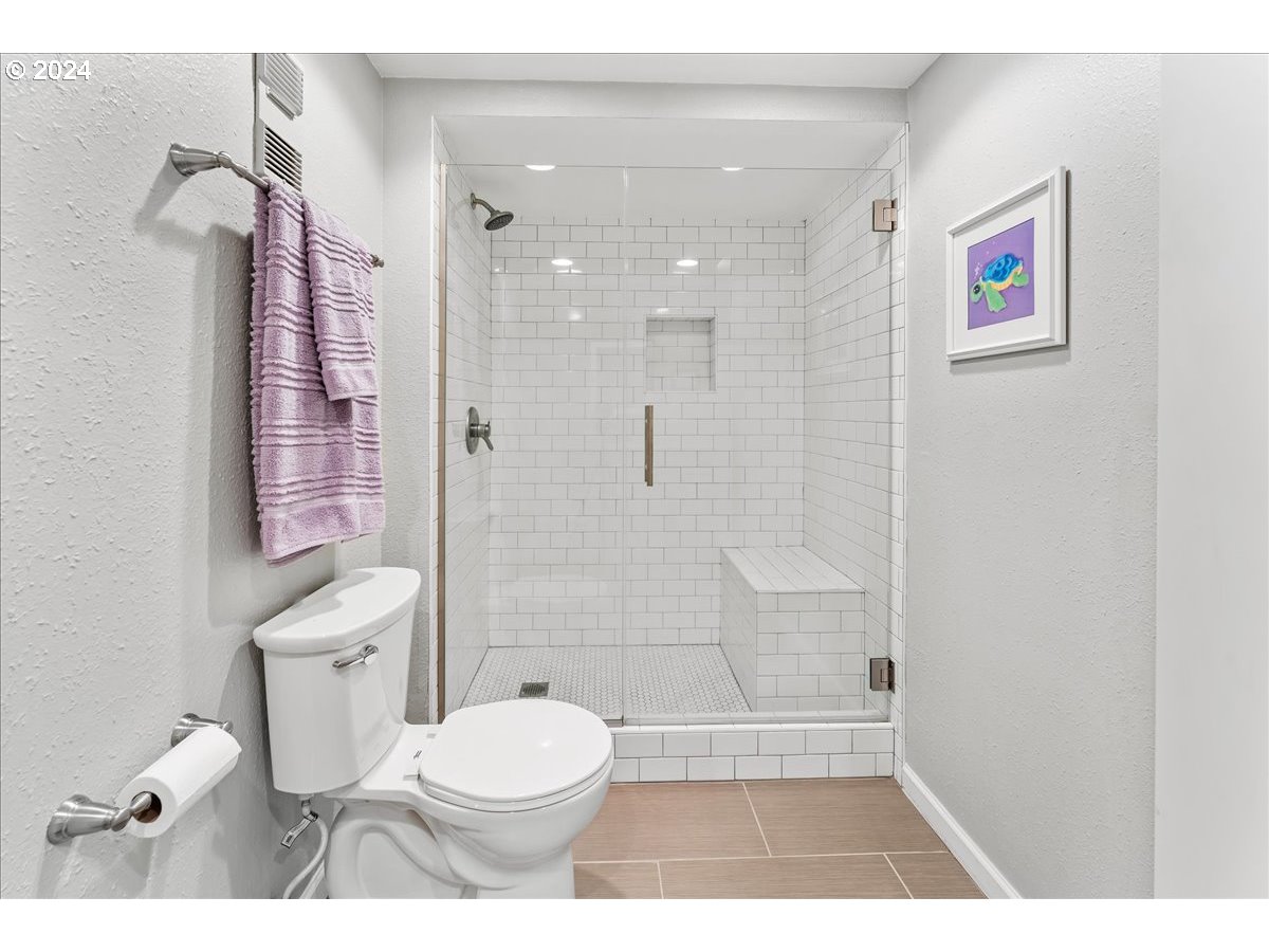174 Oswego Summit