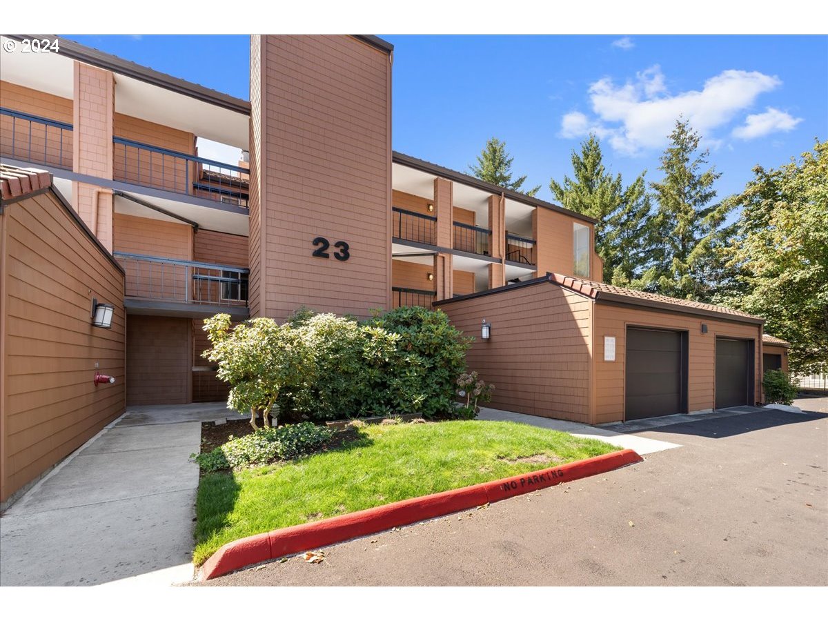 174 Oswego Summit