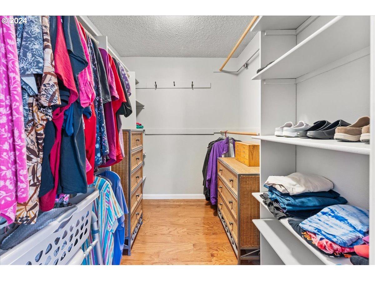 174 Oswego Summit