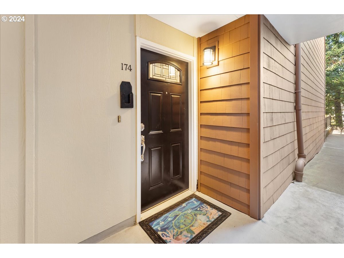 174 Oswego Summit