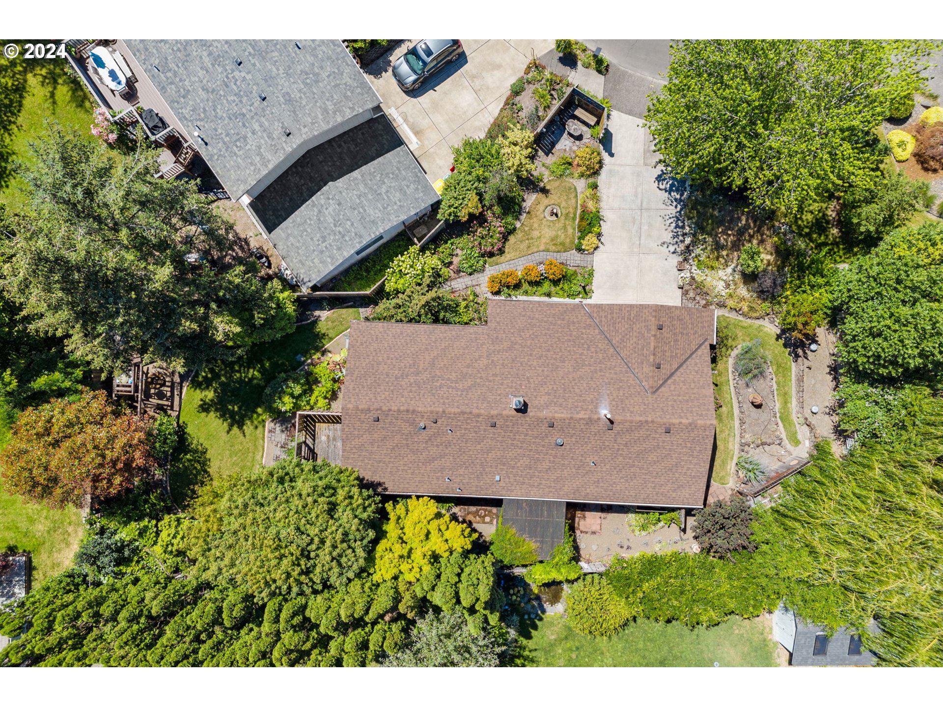 7000 SW ROYAL OAK CT