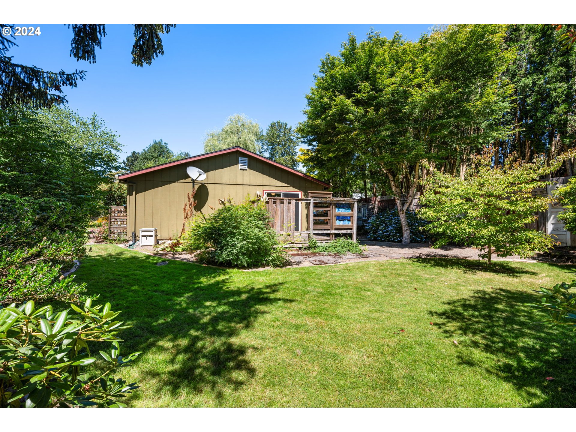 7000 SW ROYAL OAK CT