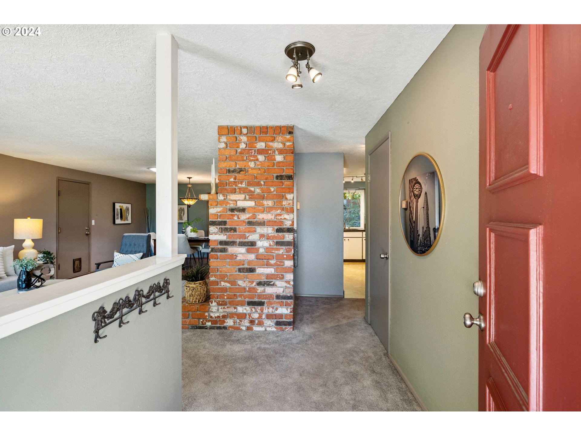 7000 SW ROYAL OAK CT