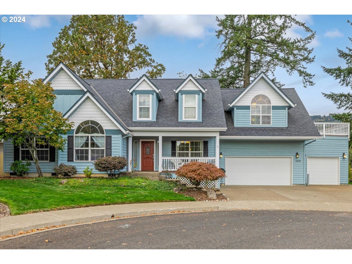 1309 E OAK KNOLL CT