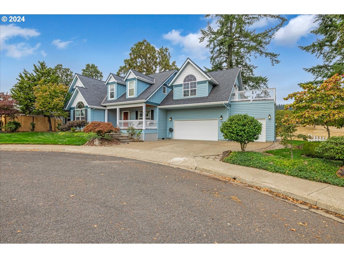 1309 E OAK KNOLL CT