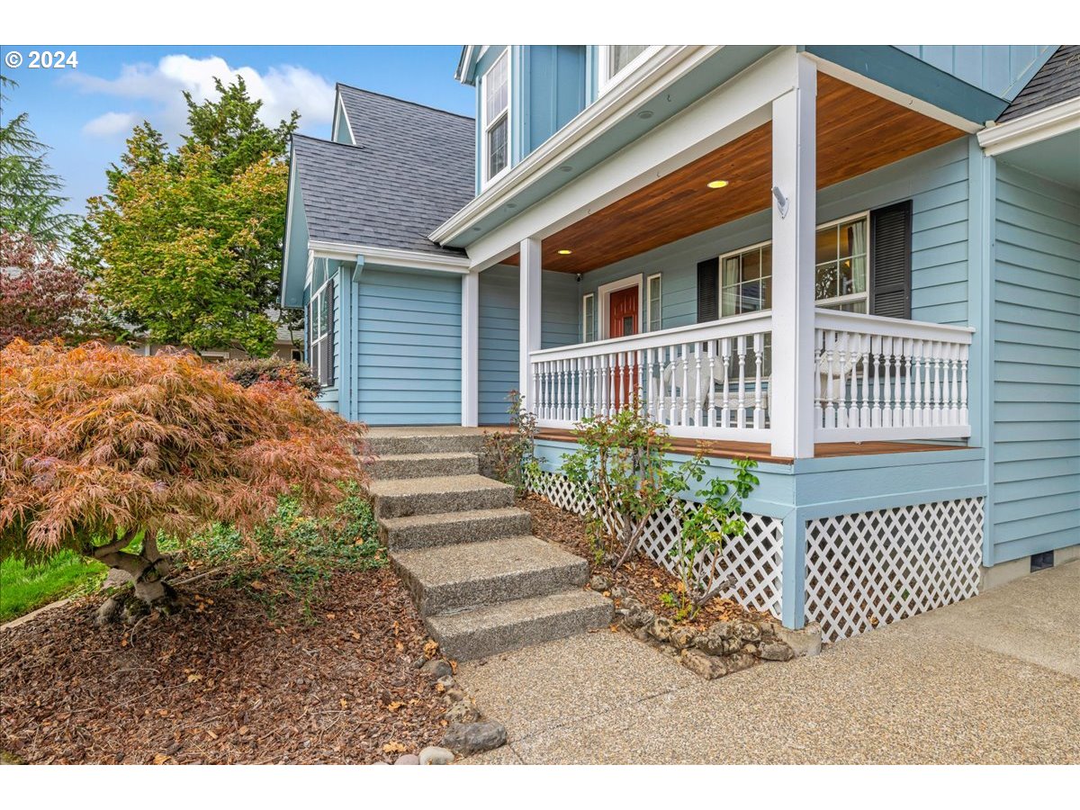 1309 E OAK KNOLL CT