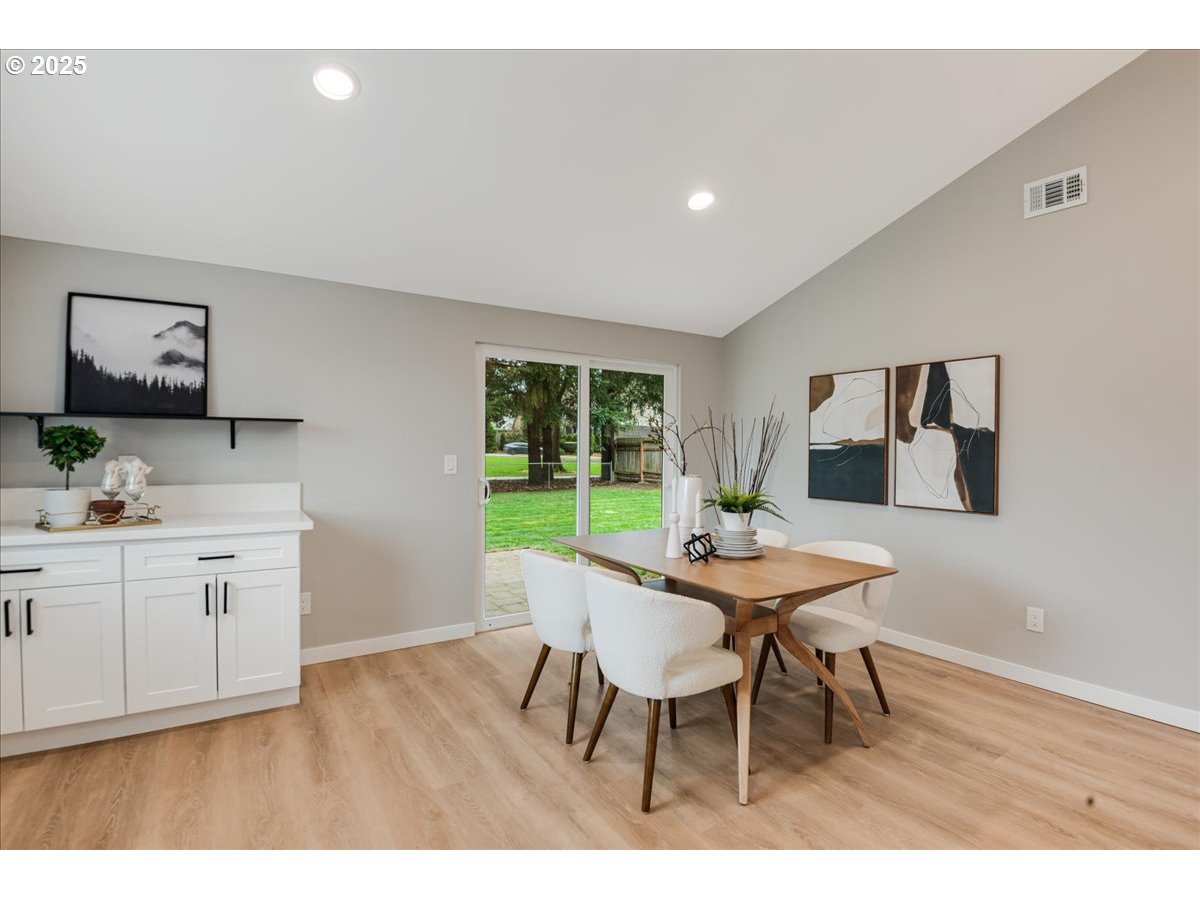 9340 SW OCHOCO CT