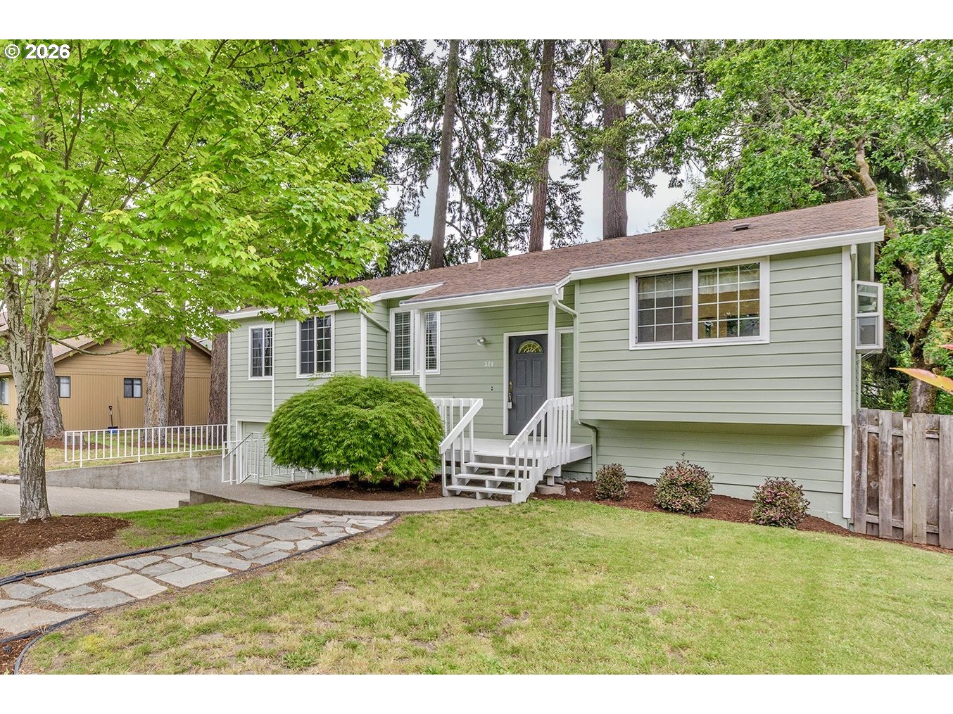324 SE 30TH AVE