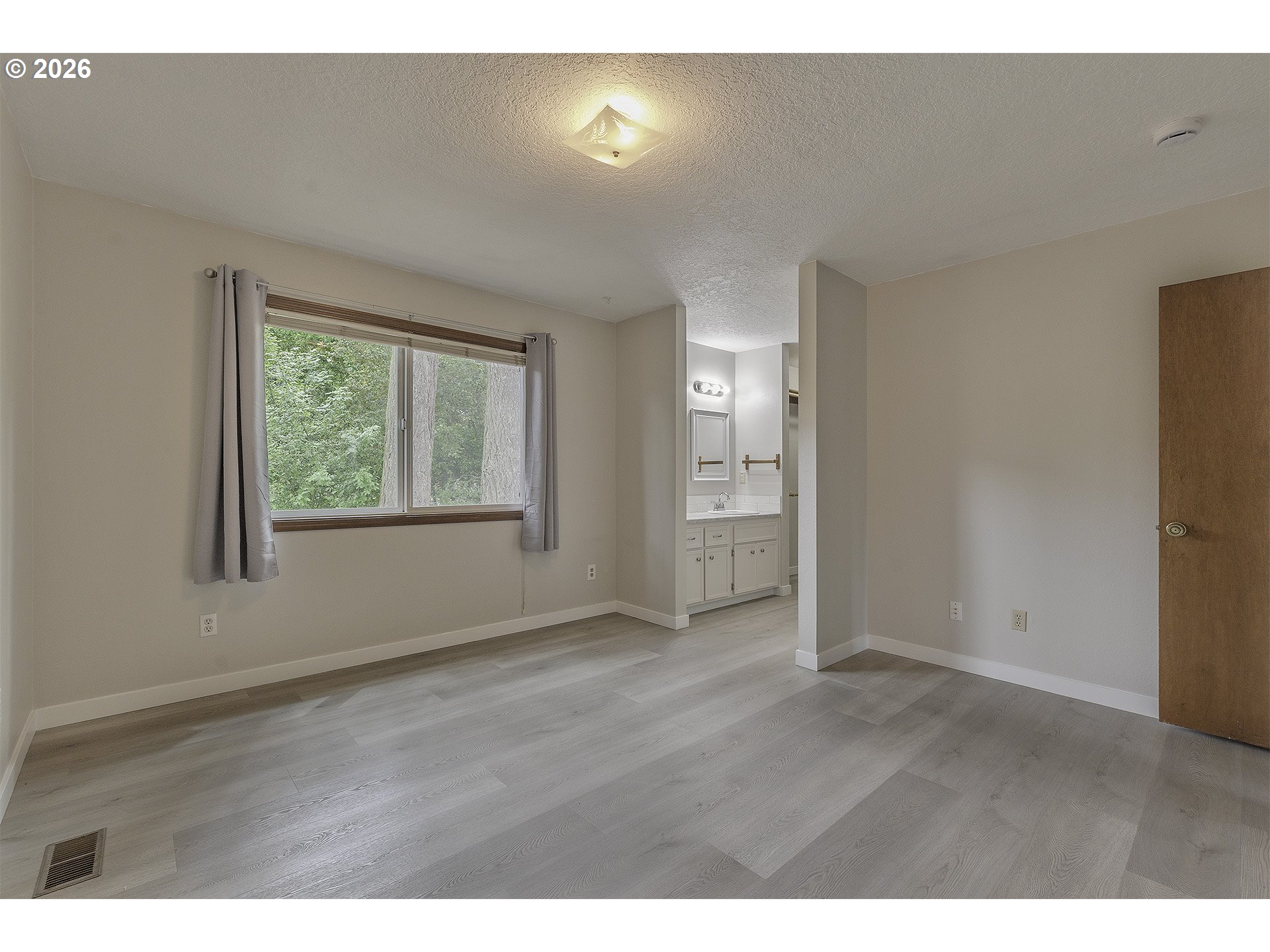 324 SE 30TH AVE