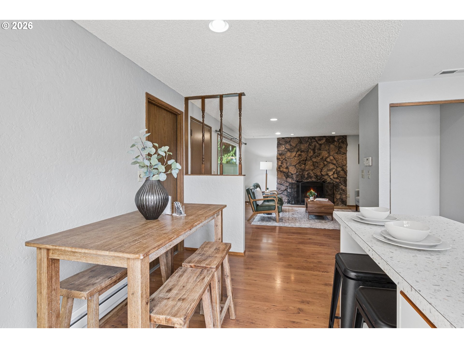 255 W BERKELEY ST