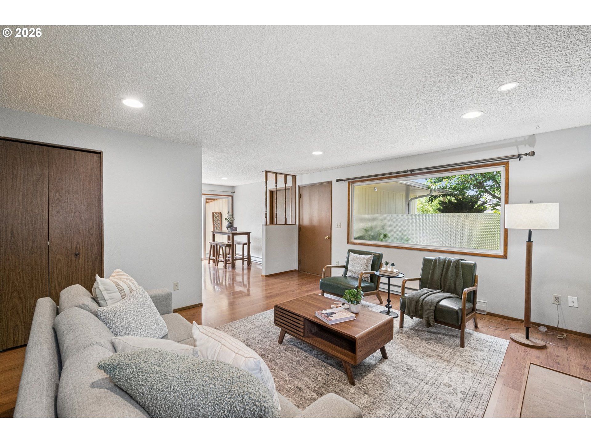 255 W BERKELEY ST