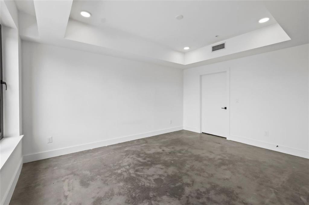 346 Peters Street Unit 102