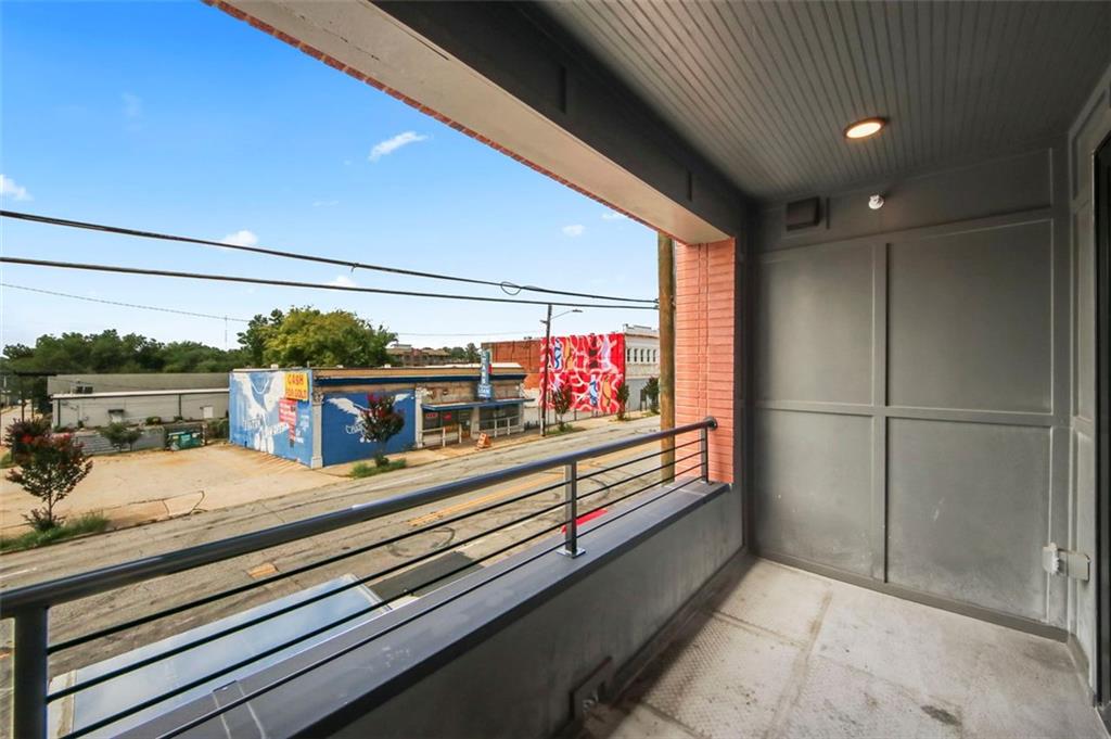 346 Peters Street Unit 102