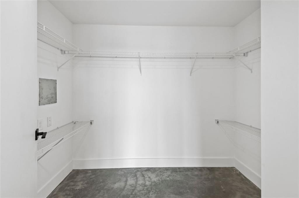 346 Peters Street Unit 102
