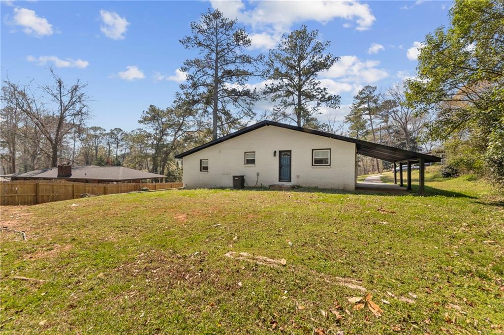 2692 Rockcliff Road SE