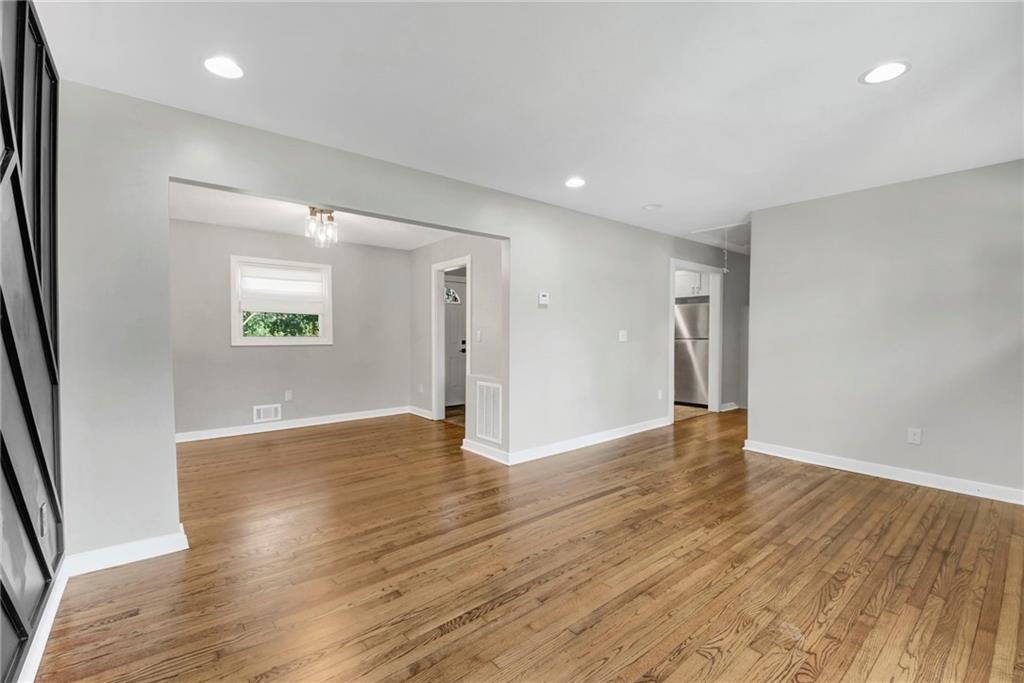 2692 Rockcliff Road SE