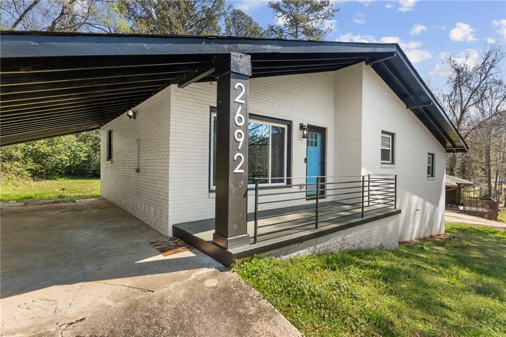 2692 Rockcliff Road SE