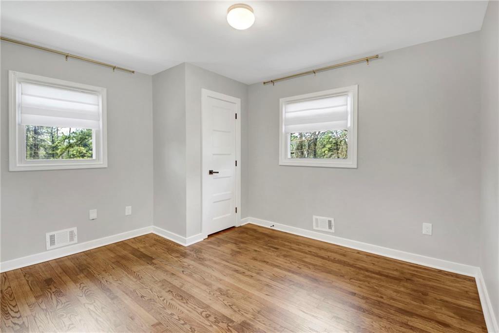 2692 Rockcliff Road SE