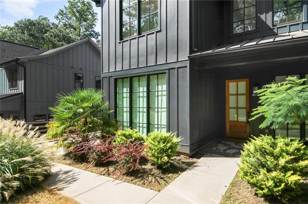 1241 BRIDGES Avenue SW Unit A