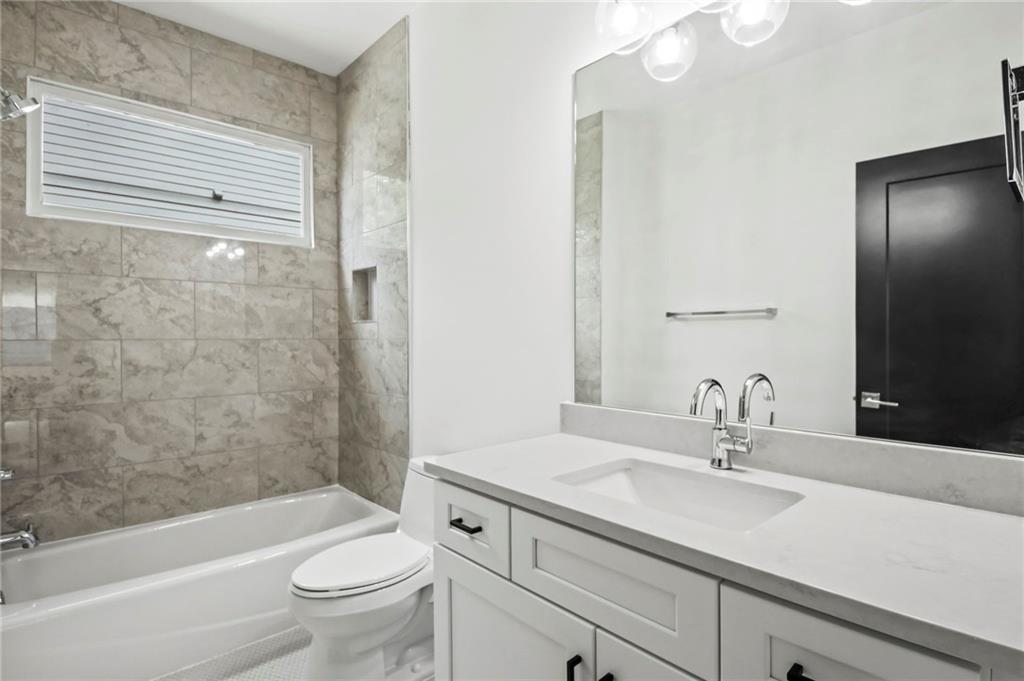 1241 BRIDGES Avenue SW Unit A