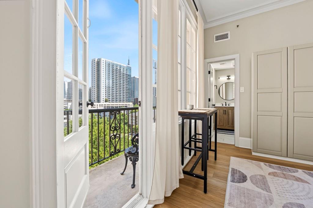 30 5TH Street NE Unit 805