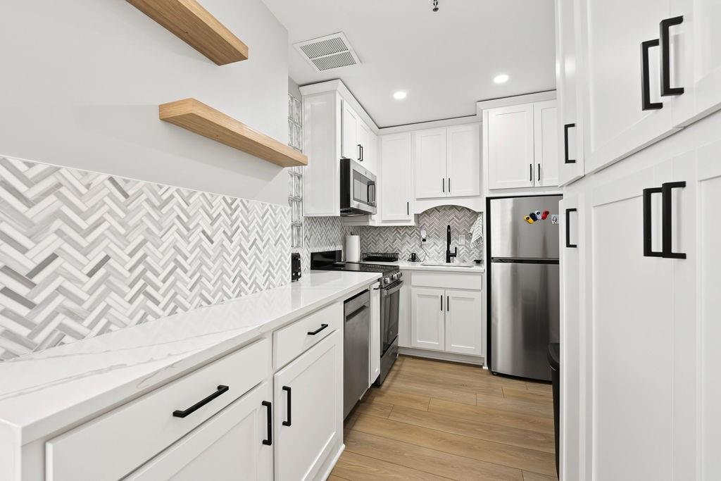 30 5TH Street NE Unit 805