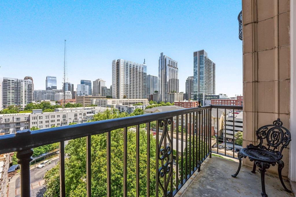 30 5TH Street NE Unit 805