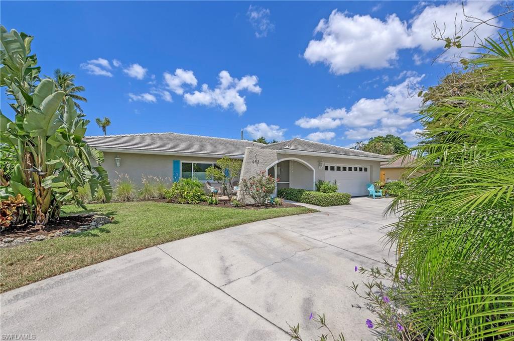 463 Golfview DR