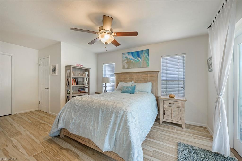 463 Golfview DR
