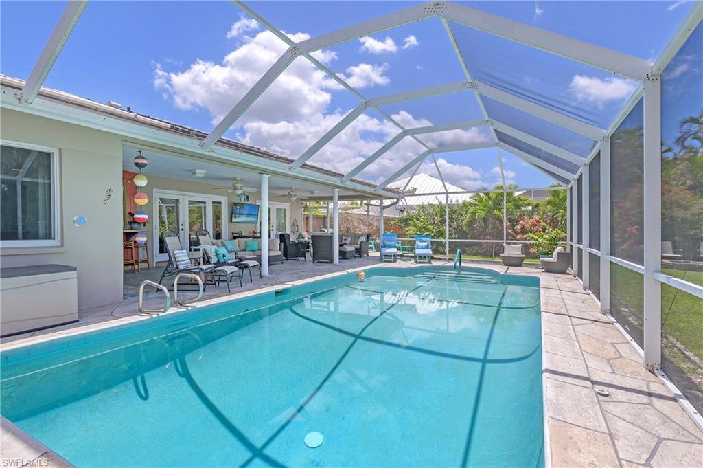 463 Golfview DR